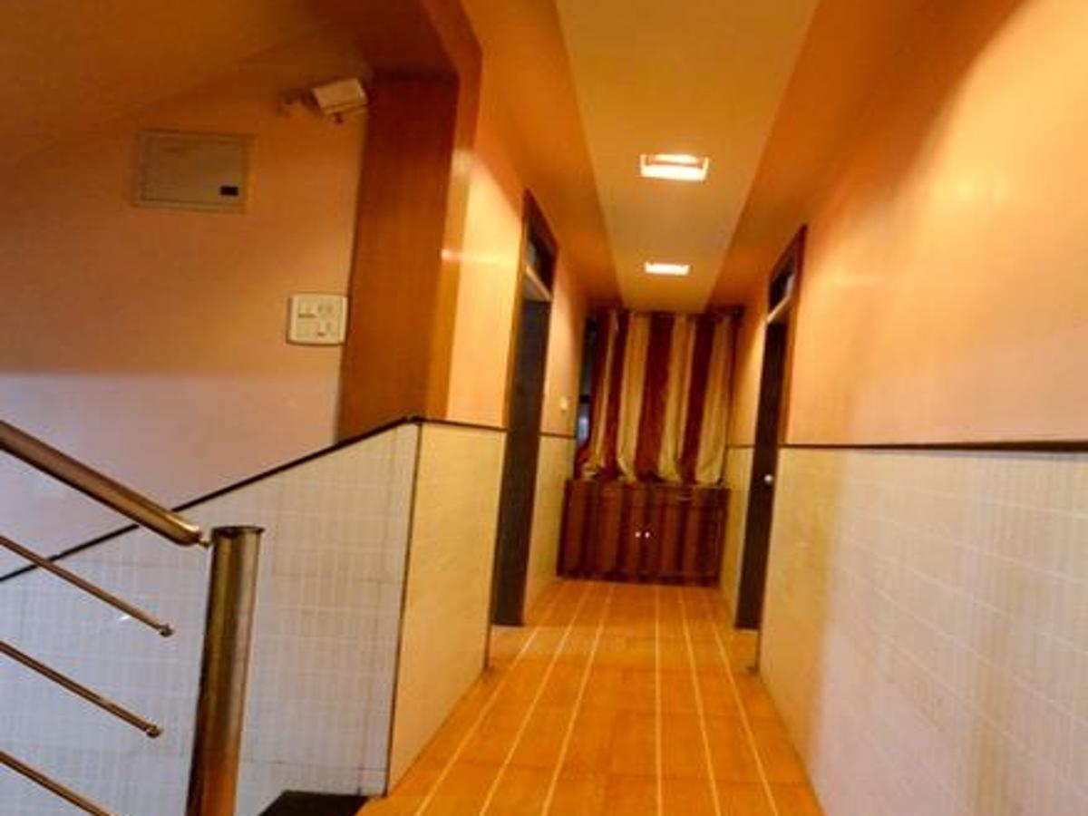 Hotel Sai Hari Prasad Shirdi Extérieur photo